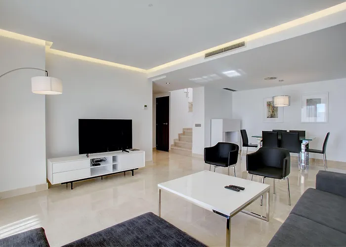 Aqua Vento, Hotell 3*